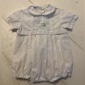 5/$25 😎Carters vintage romper Cottagecore newborn